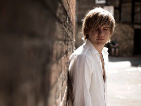 Cheap Nik Lowe Tickets